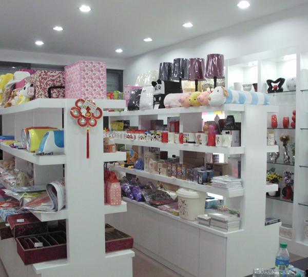 佰藝家飾生活館加盟旗艦店