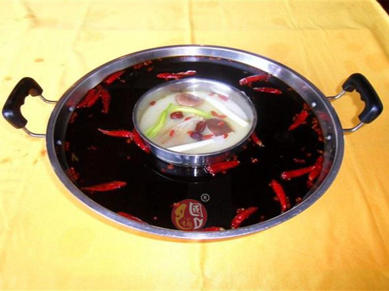 巴國(guó)口福火鍋
