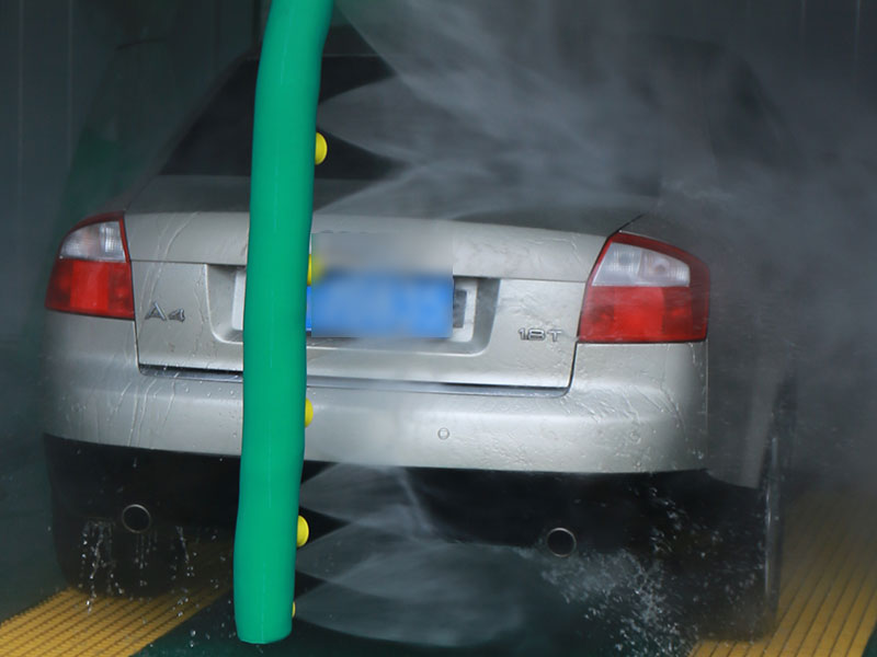 雷龍洗車機器人