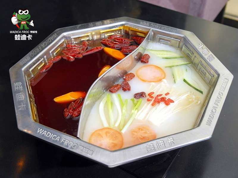 蛙迪卡美蛙魚頭火鍋-鴛鴦鍋