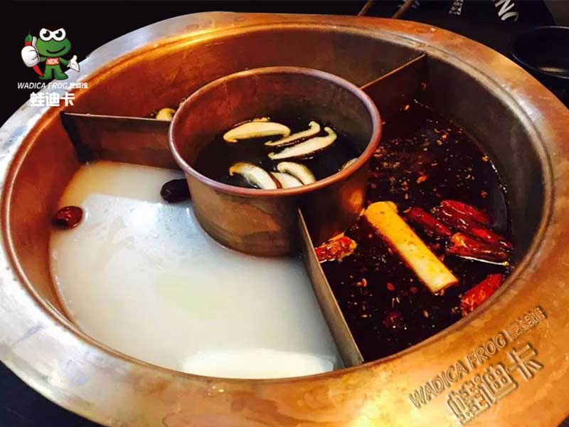 蛙迪卡美蛙魚頭火鍋-特色三鍋