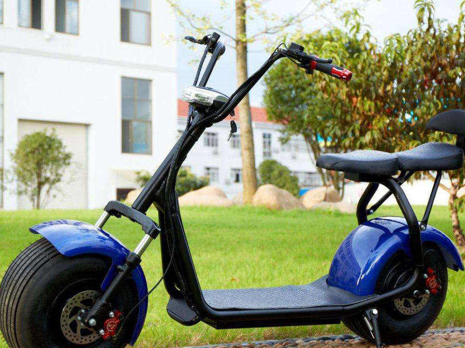 喬治馬丁電動(dòng)車