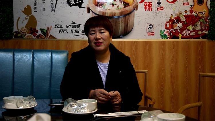 魚你相伴噴泉魚火鍋連鎖-魚你相伴噴泉魚火鍋加盟條件-魚你相伴噴泉魚火鍋聯系電話