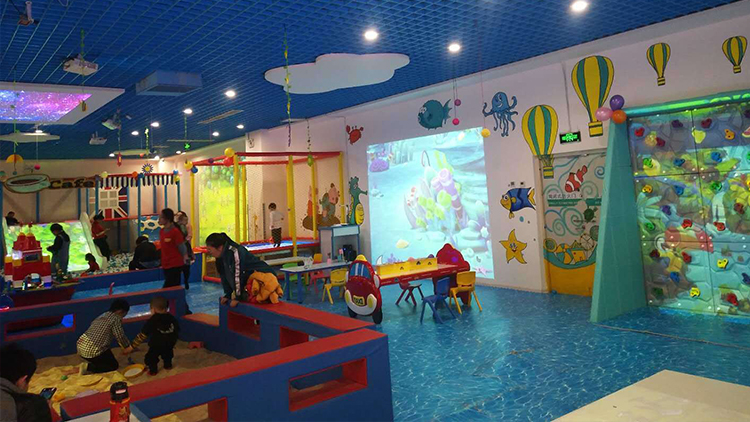 波比童話親子樂園