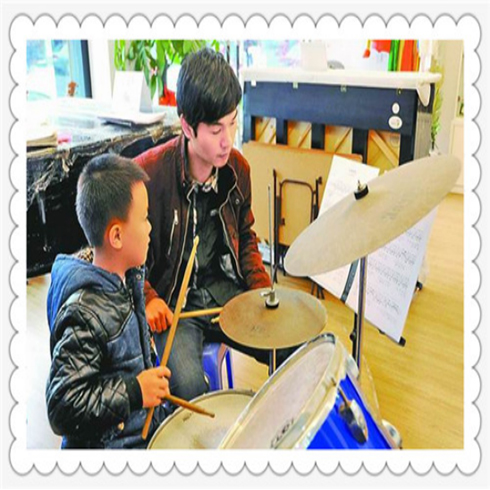 藝尚藍天藝術啟蒙培訓