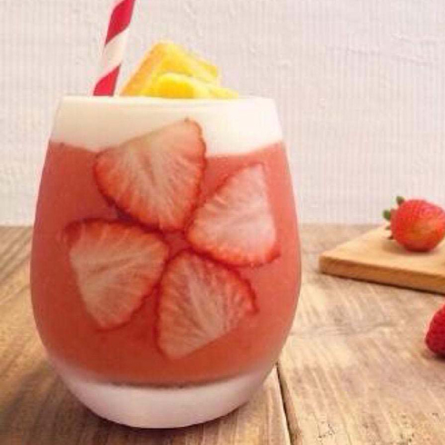 懷舊街區甜品-草莓奶昔
