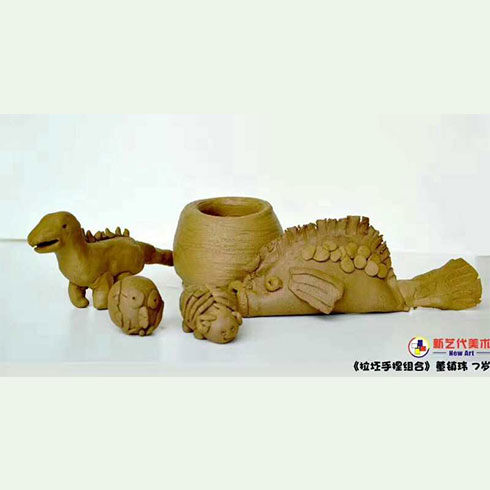新藝代美術(shù)培訓-陶藝作品