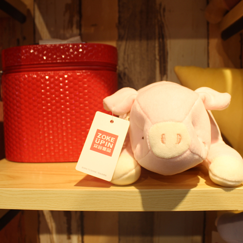 眾客優品快時尚百貨-羽絨棉趴豬