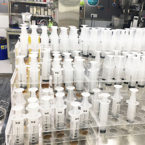 優曇缽華潮飲實驗室-注射器