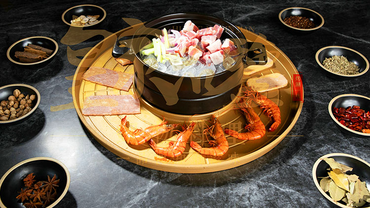 皇家品鑒冰煮火鍋-養生湯底火鍋