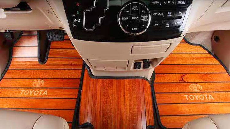 飛黃騰踏汽車實木腳墊-時尚實木腳墊